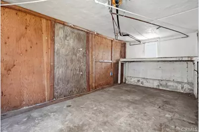 2136 W 75th Street, Los Angeles, CA 90047 - Photo 23