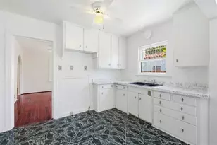 2136 W 75th St, Los Angeles, CA 90047 - Photo 9