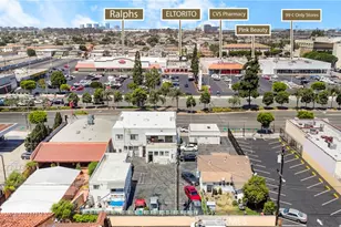 11850 Hawthorne Blvd, Hawthorne, CA 90250 - Photo 5