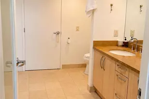 13650 Marina Pointe Dr, Marina del Rey, CA 90292 - Photo 23