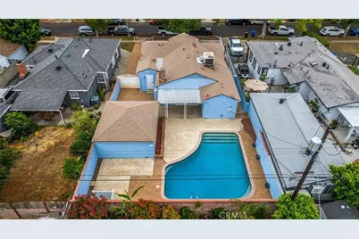 8828 Zeiler Avenue, Los Angeles, CA 91331 - Photo 21