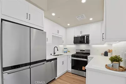 18090 Prairie Avenue #101, Torrance, CA 90504 - Photo 5