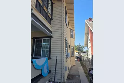 1472 E 23rd, Los Angeles, CA 90011 - Photo 3