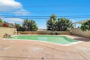 1832 E Turmont, Carson, CA 90746 - Photo 17