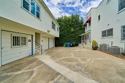 727 Crenshaw, Los Angeles, CA 90005 - Photo 11