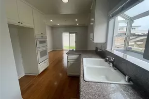 413 N Elena Ave, Redondo Beach, CA 90277 - Photo 11