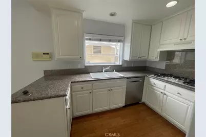 413 N Elena Avenue #C, Redondo Beach, CA 90277 - Photo 9