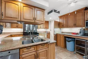 2275 W 25th Street, San Pedro, CA 90732 - Photo 45