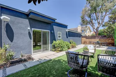 2002 Robinson Street, Redondo Beach, CA 90278 - Photo 41