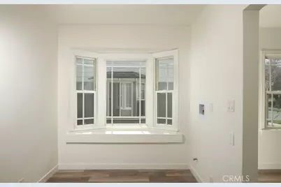 1004 W Clark, Burbank, CA 91506 - Photo 11