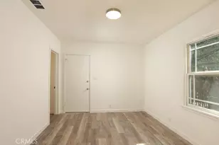 1004 W Clark, Burbank, CA 91506 - Photo 13