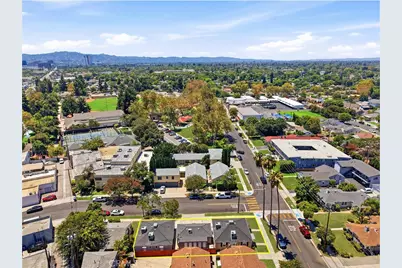 1004 W Clark, Burbank, CA 91506 - Photo 27