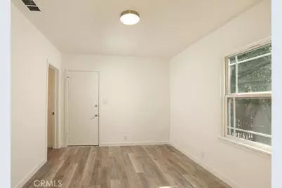 1004 W Clark, Burbank, CA 91506 - Photo 13