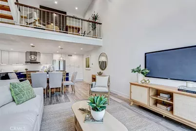 984 Granville, Los Angeles, CA 90049 - Photo 13