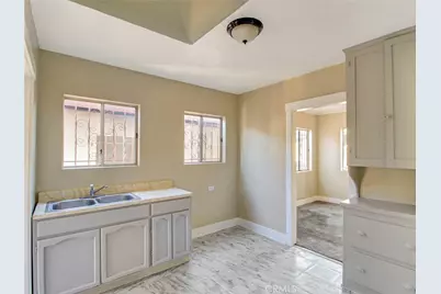 3021 5th, Los Angeles, CA 90018 - Photo 31