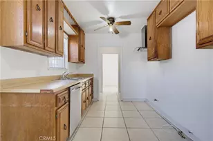 904 N Evers Ave, Compton, CA 90220 - Photo 9