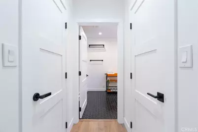 135 N Vendome Street, Los Angeles, CA 90026 - Photo 9