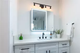 135 N Vendome St, Los Angeles, CA 90026 - Photo 13