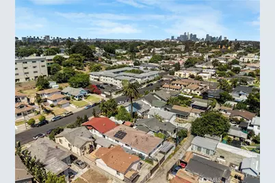 3204 W 27th, Los Angeles, CA 90018 - Photo 71