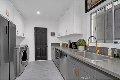 3204 W 27th, Los Angeles, CA 90018 - Photo 45
