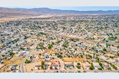 18767 Albany Street, Hesperia, CA 92345 - Photo 17