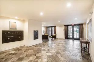 14242 Burbank, Sherman Oaks, CA 91401 - Photo 7