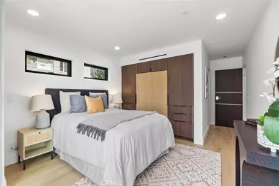 214 El Porto Street, Manhattan Beach, CA 90266 - Photo 25