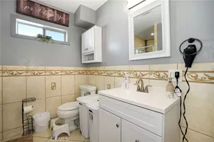 152 W 64th St, Los Angeles, CA 90003 - Photo 13