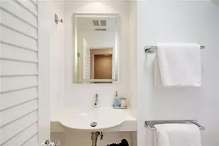 1456 Manhattan Beach Blvd, Manhattan Beach, CA 90266 - Photo 37