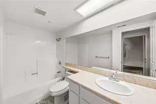 2600 E 20th St, Signal Hill, CA 90755 - Photo 15