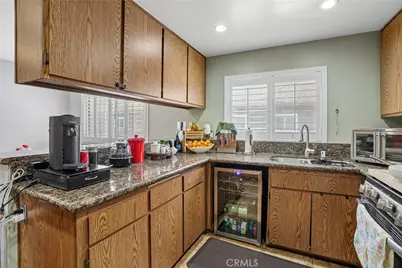 1599 W Jefferson Boulevard, Los Angeles, CA 90018 - Photo 15