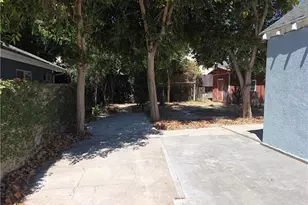 7249 Loma Verde Ave, Canoga Park, CA 91303 - Photo 21