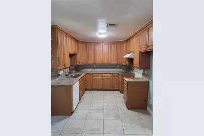 7249 Loma Verde Ave., Canoga Park, CA 91303 - Photo 13