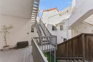 331 Manhattan Ave, Hermosa Beach, CA 90254 - Photo 25