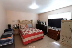 1340 N Neptune, Wilmington, CA 90744 - Photo 9
