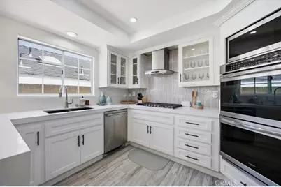 1633 Steinhart Avenue, Redondo Beach, CA 90278 - Photo 11