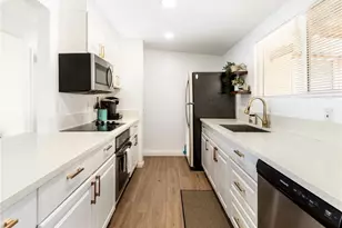 71621 Juanita Dr, 29 Palms MCB, CA 92277 - Photo 9