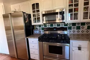 108 Morningside, Manhattan Beach, CA 90266 - Photo 19