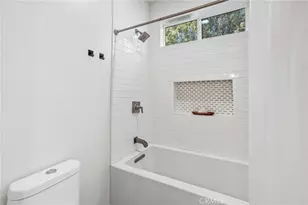 8308 McConnell Ave, Los Angeles, CA 90045 - Photo 35