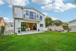 8308 McConnell Ave, Los Angeles, CA 90045 - Photo 45