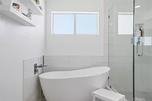 10790 Rose Ave, Los Angeles, CA 90034 - Photo 13