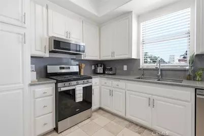 10790 Rose Avenue #304, Los Angeles, CA 90034 - Photo 7