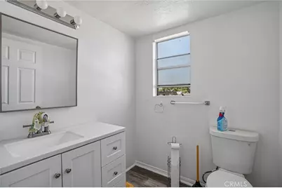 321 W Queen Street #20, Inglewood, CA 90301 - Photo 7