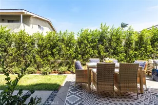2303 Marshallfield Ln, Redondo Beach, CA 90278 - Photo 13