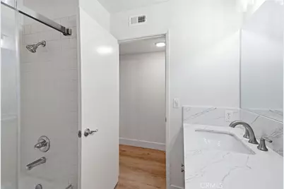 413 Avenue G #4, Redondo Beach, CA 90277 - Photo 25
