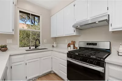 6004 Paseo Salinero, Carlsbad, CA 92009 - Photo 7