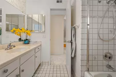 19221 Benfield, Cerritos, CA 90703 - Photo 25