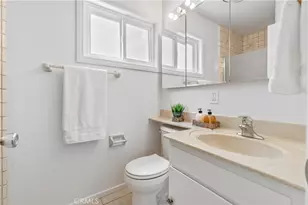 19221 Benfield, Cerritos, CA 90703 - Photo 17