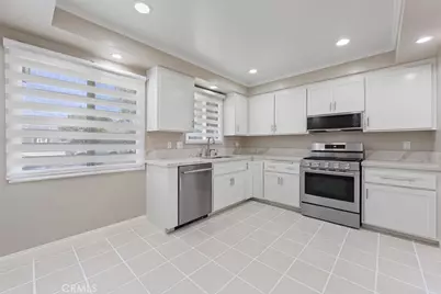 18406 Florwood Avenue, Torrance, CA 90504 - Photo 3