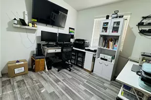 16600 Downey, Paramount, CA 90723 - Photo 11